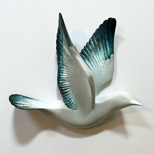 Vægkulptur fugl kunstner Rikke Darling