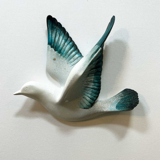Vægskulptur fugl kunstner Rikke Darling