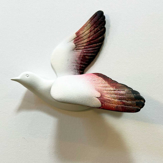 Vægskulptur fugl kunstner Rikke Darling