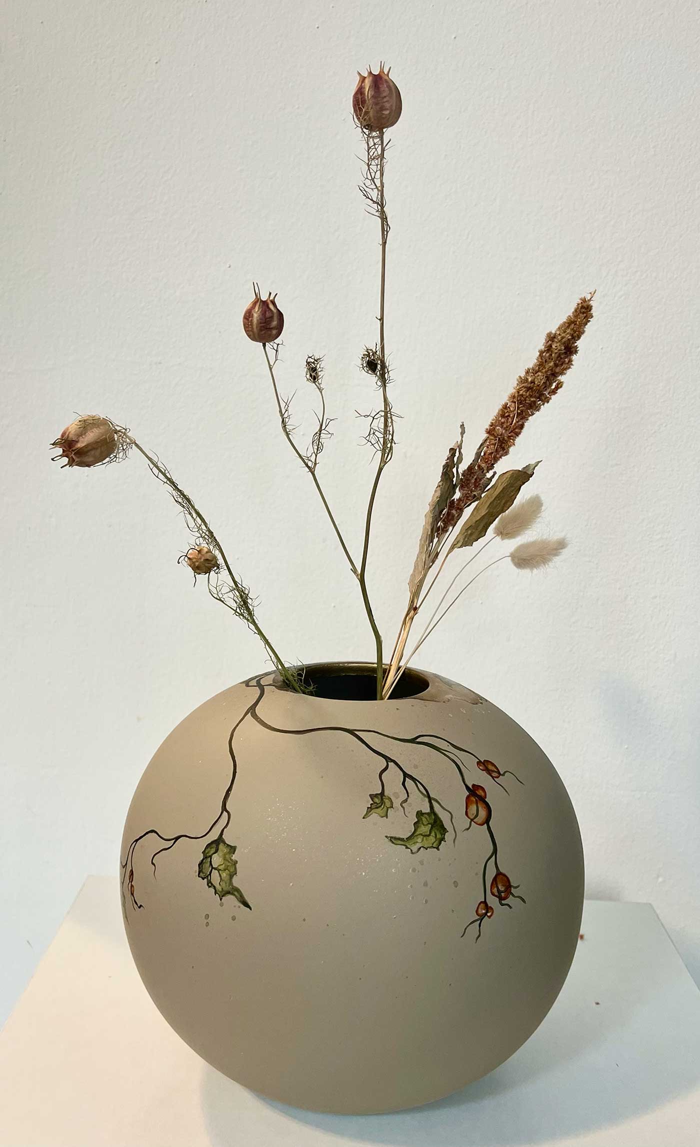 Vase med kunst. Unika blomstervase.